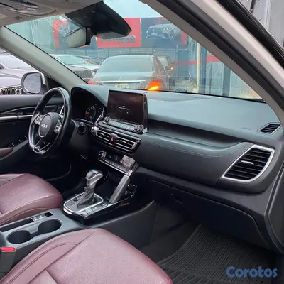 2022 Kia Seltos — foto 9 / 19