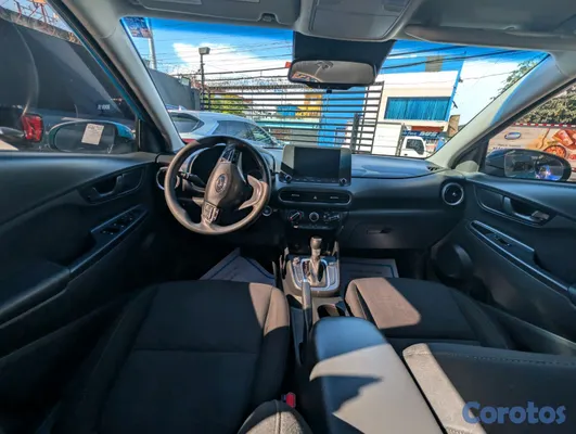 2022 Hyundai KONA — foto 9 / 17