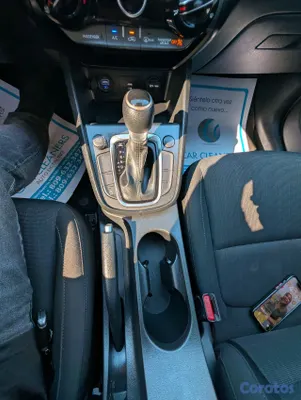 2022 Hyundai KONA — foto 13 / 17