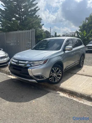 2016 Mitsubishi Outlander — foto 2 / 16