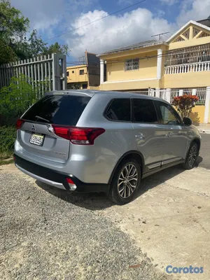 2016 Mitsubishi Outlander — foto 5 / 16