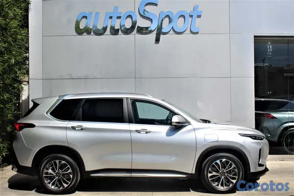 2026 Maxus EUNIQ 6 — foto 4 / 9
