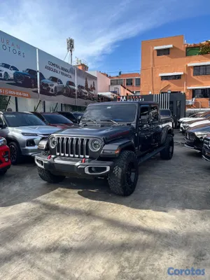 2023 Jeep Gladiator