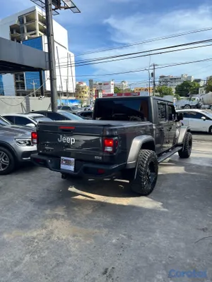 2023 Jeep Gladiator — foto 6 / 9