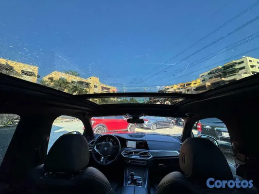 2023 BMW Serie X — foto 2 / 9