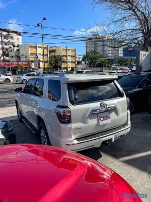 2022 Toyota 4 Runner — foto 6 / 10