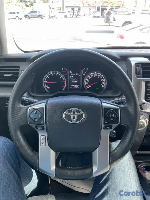 2022 Toyota 4 Runner — foto 8 / 10