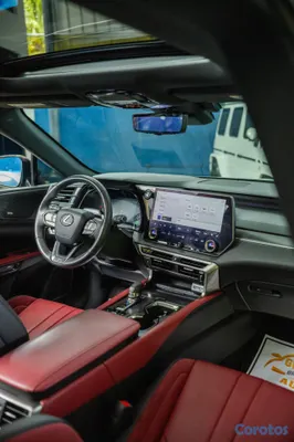 2023 Lexus Rx — foto 11 / 13