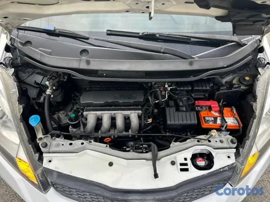 2012 Honda Fit — foto 4 / 12