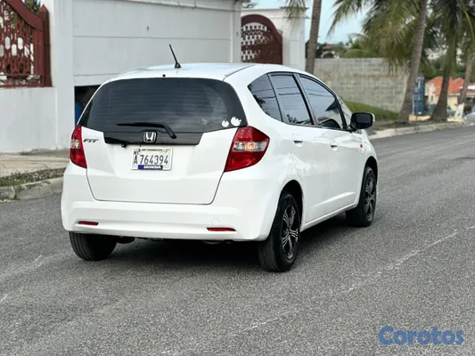 2012 Honda Fit — foto 6 / 12