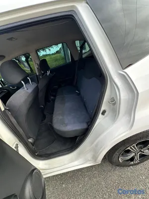 2012 Honda Fit — foto 11 / 12
