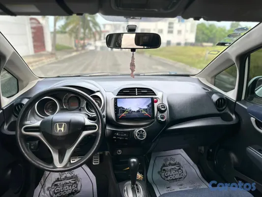 2012 Honda Fit — foto 12 / 12