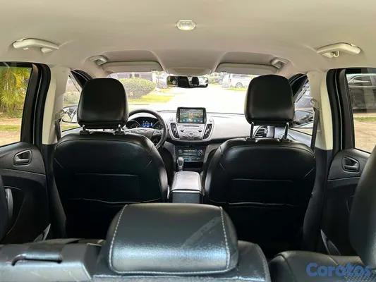 2018 Ford Escape — foto 11 / 19