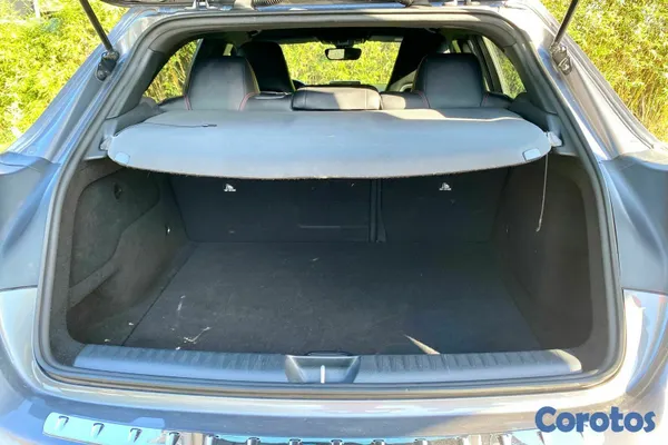 2019 Mercedes Clase GLA — foto 3 / 10