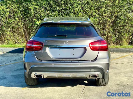 2019 Mercedes Clase GLA — foto 6 / 10