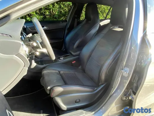2019 Mercedes Clase GLA — foto 7 / 10