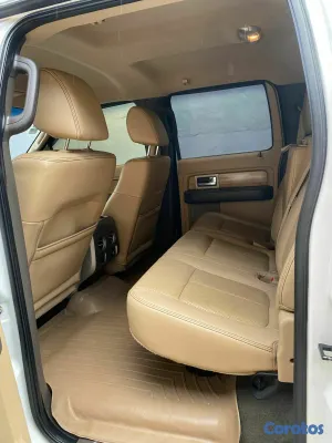 2011 Ford F-150 LARIAT 4X4 — foto 8 / 9