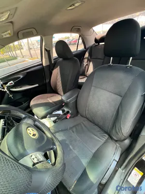 2010 Toyota Corolla — foto 4 / 7