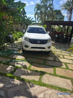 2018 Nissan Frontier — foto 2 / 7