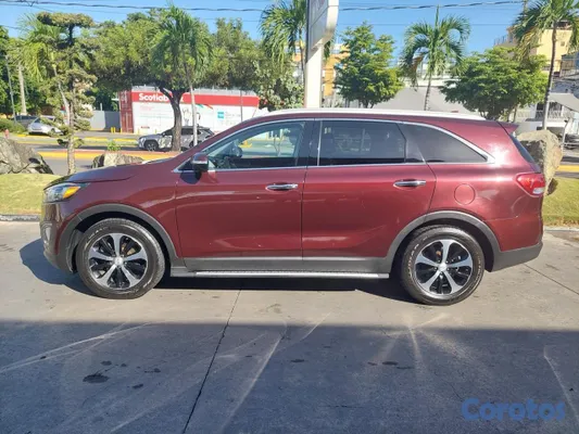 2017 Kia Sorento — foto 4 / 6