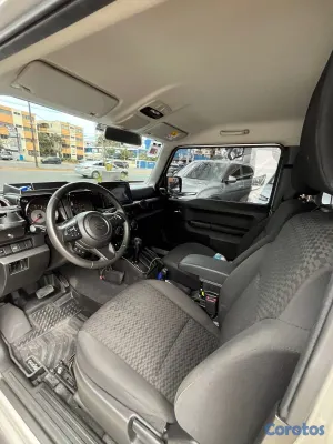 2023 Suzuki Jimny — foto 4 / 10