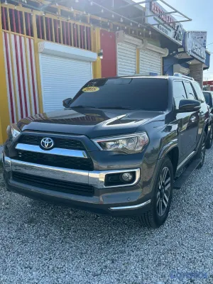 2018 Toyota 4 Runner — foto 3 / 3