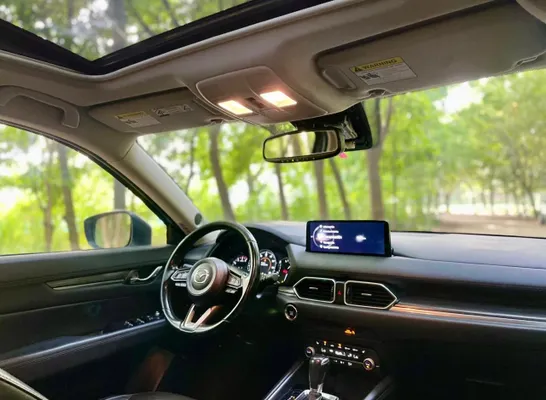 2021 Mazda CX-5 — foto 7 / 9