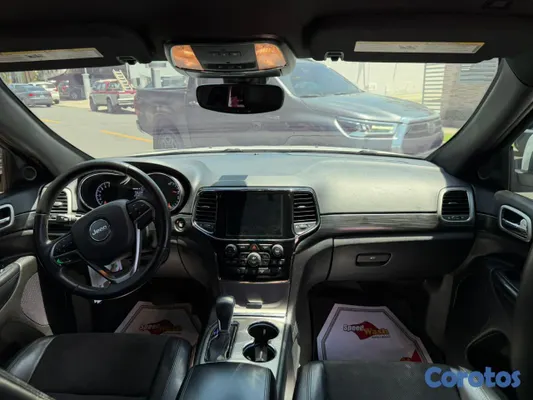 2019 Jeep Grand Cherokee — foto 3 / 12