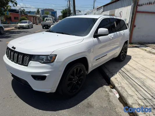 2019 Jeep Grand Cherokee — foto 6 / 12