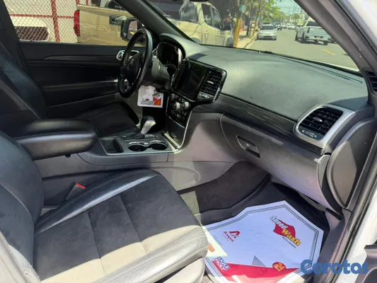 2019 Jeep Grand Cherokee — foto 11 / 12