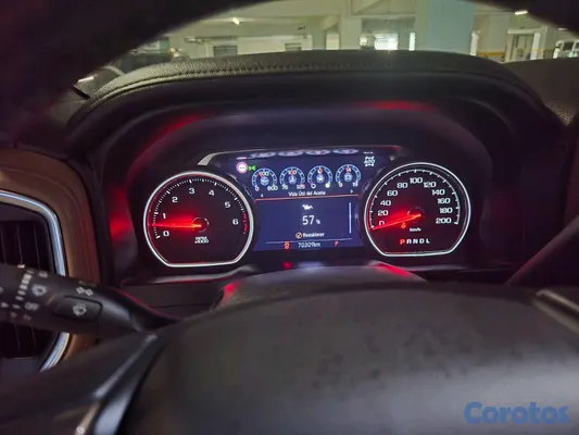 2021 Chevrolet Silverado — foto 3 / 11