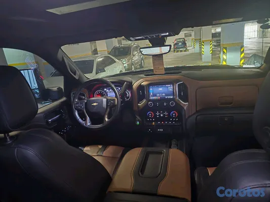 2021 Chevrolet Silverado — foto 10 / 11