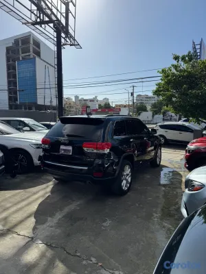 2017 Jeep Grand Cherokee — foto 8 / 11
