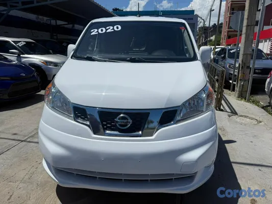 2020 Nissan NV — foto 10 / 10