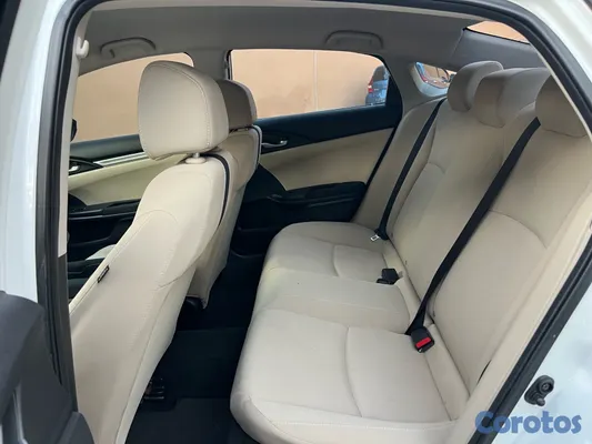 2020 Honda Civic — foto 6 / 10