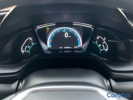 2020 Honda Civic — foto 9 / 10