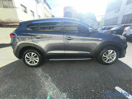 2018 Hyundai Tucson — foto 2 / 10