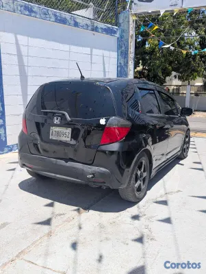 2012 Honda Fit — foto 5 / 11