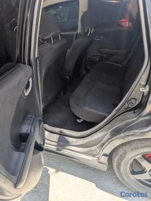 2012 Honda Fit — foto 9 / 11