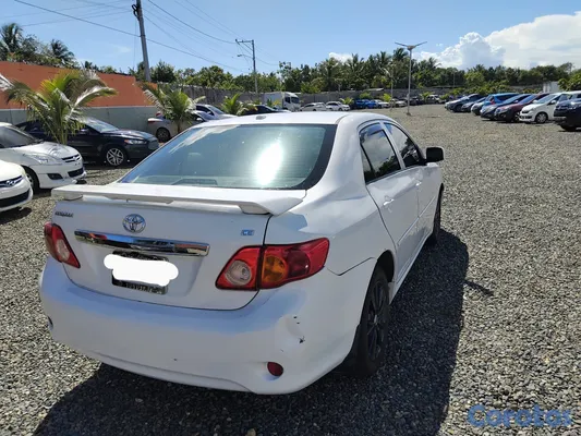 2010 Toyota Corolla — foto 6 / 6