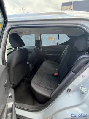 2021 Nissan Kicks — foto 6 / 8