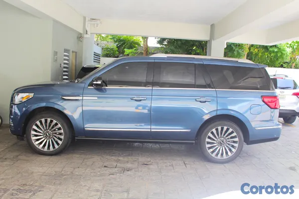 2026 Lincoln Navigator — foto 5 / 12