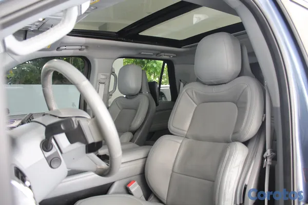 2026 Lincoln Navigator — foto 11 / 12