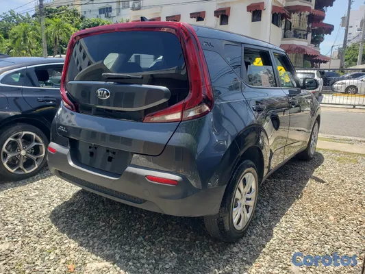 2020 Kia Soul — foto 3 / 9