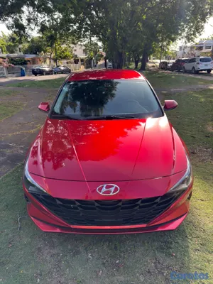 2021 Hyundai Elantra — foto 2 / 13