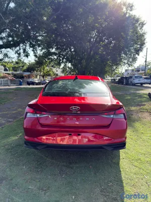 2021 Hyundai Elantra — foto 9 / 13
