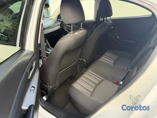 2020 Mazda Demio — foto 6 / 12
