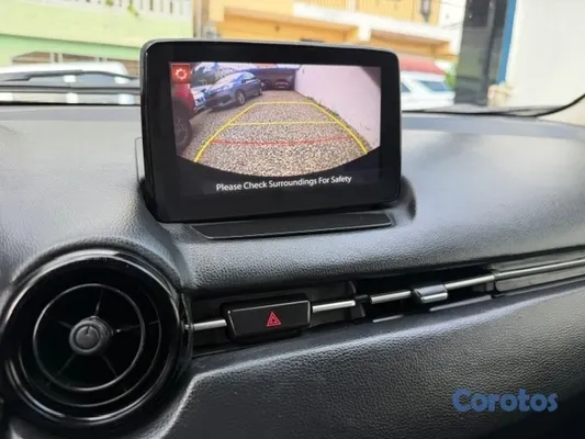 2020 Mazda Demio — foto 7 / 12