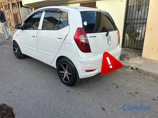 2012 Hyundai I.10 — foto 4 / 8
