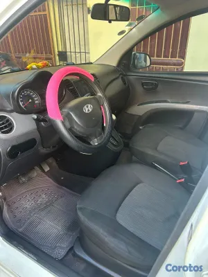 2012 Hyundai I.10 — foto 7 / 8